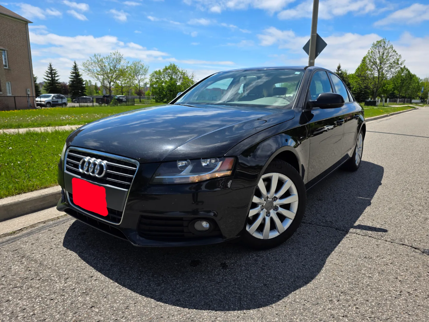 2010 AUDI A4 with Saftey Certification thumbnail