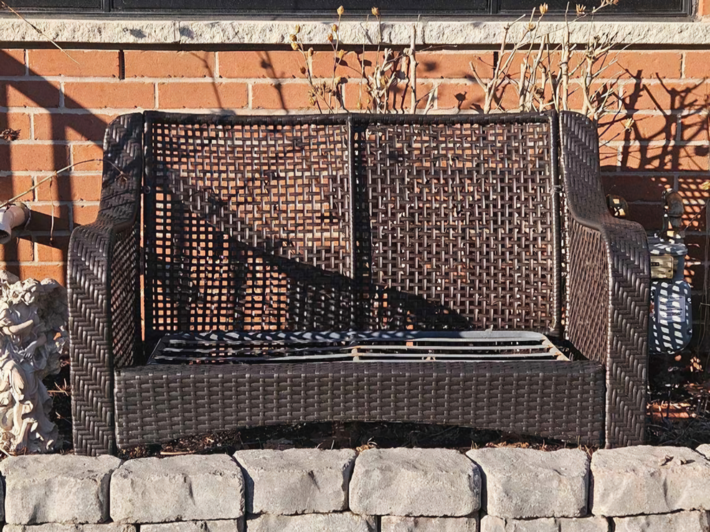 outdoor bench 🤎 - photo 2