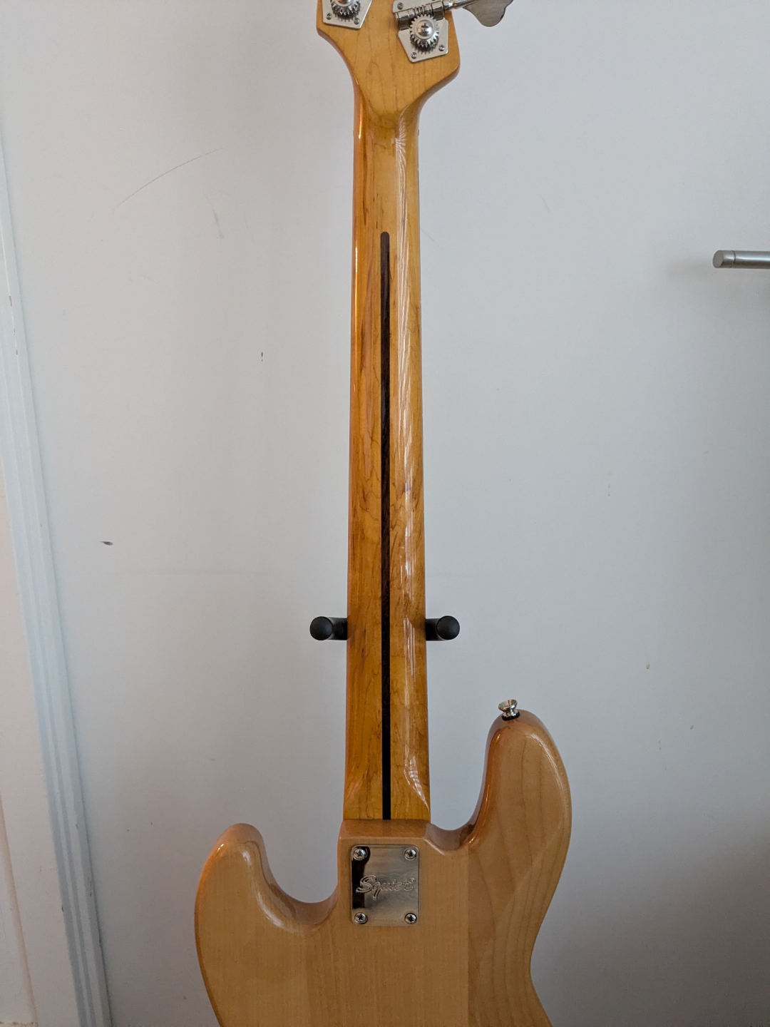 Squier 5-string Jazz Bass + Fender gig bag - photo 5