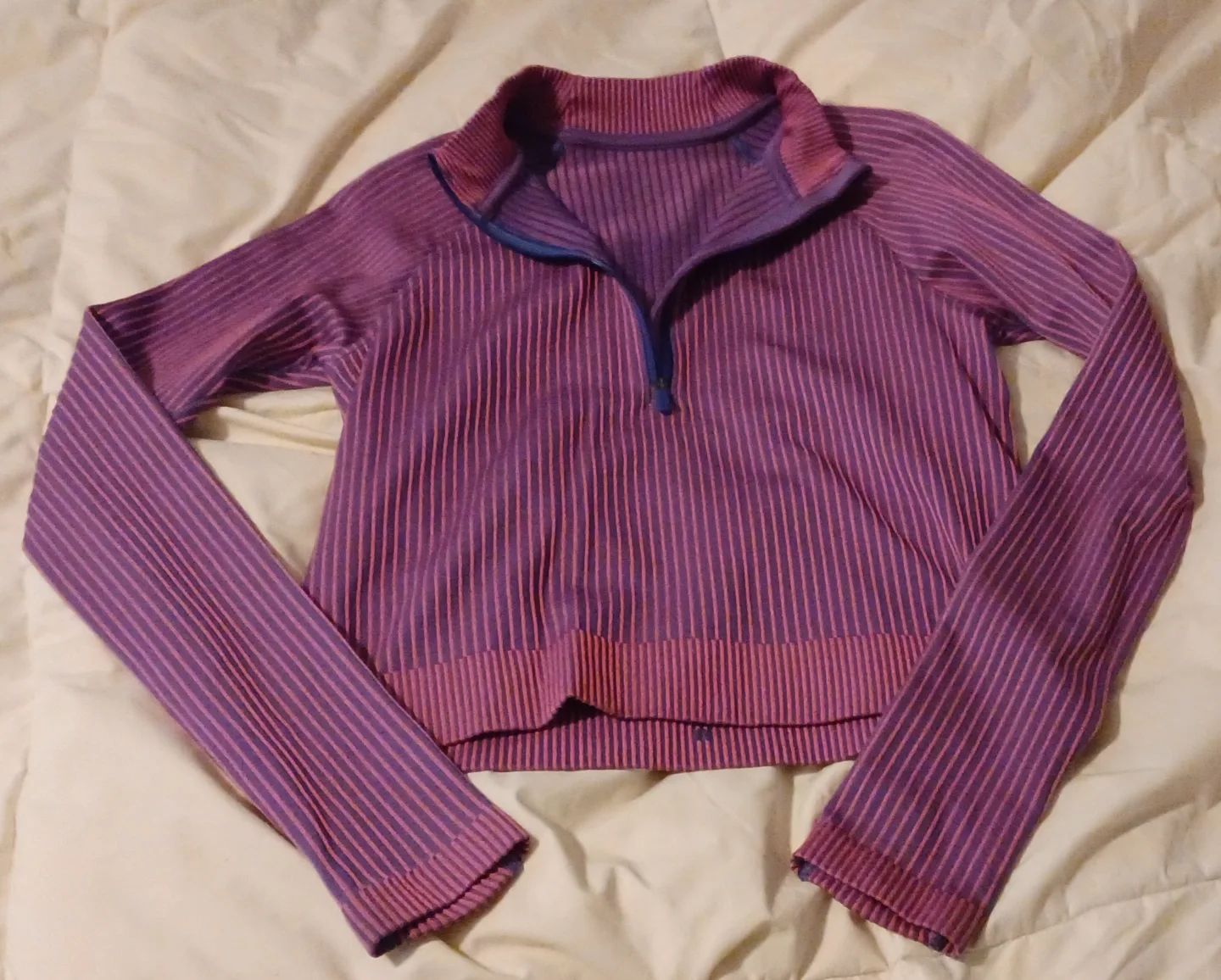 Lululemon Metal Vent Tech 1/2 Zip Crop Top image indicator(2)