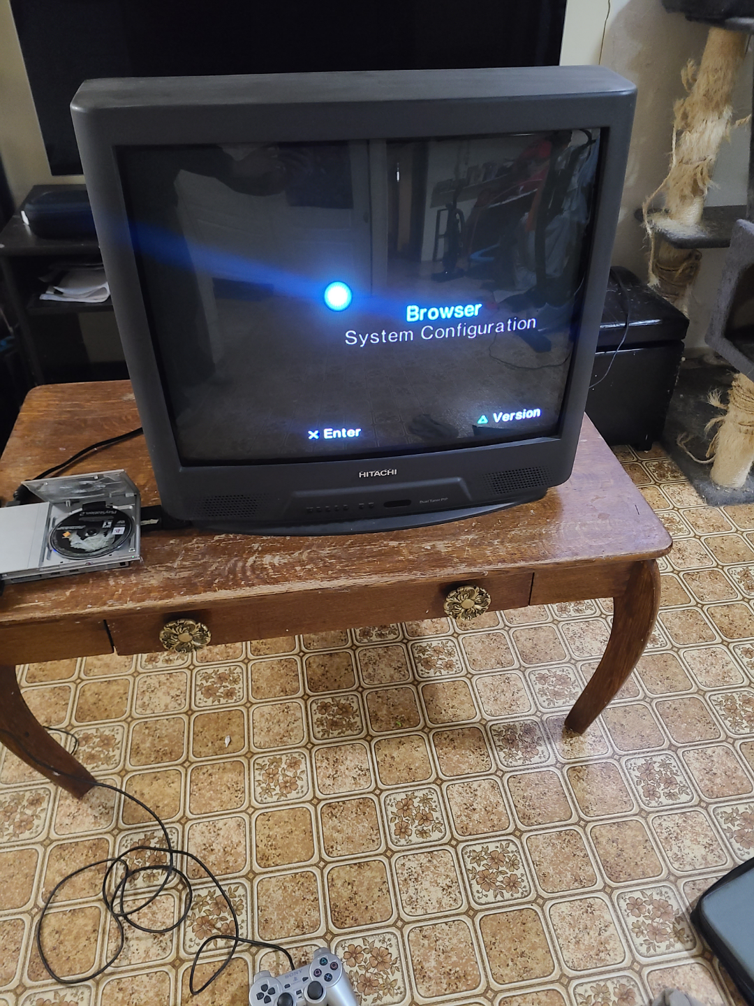 Vintage Hitachi CRT Television