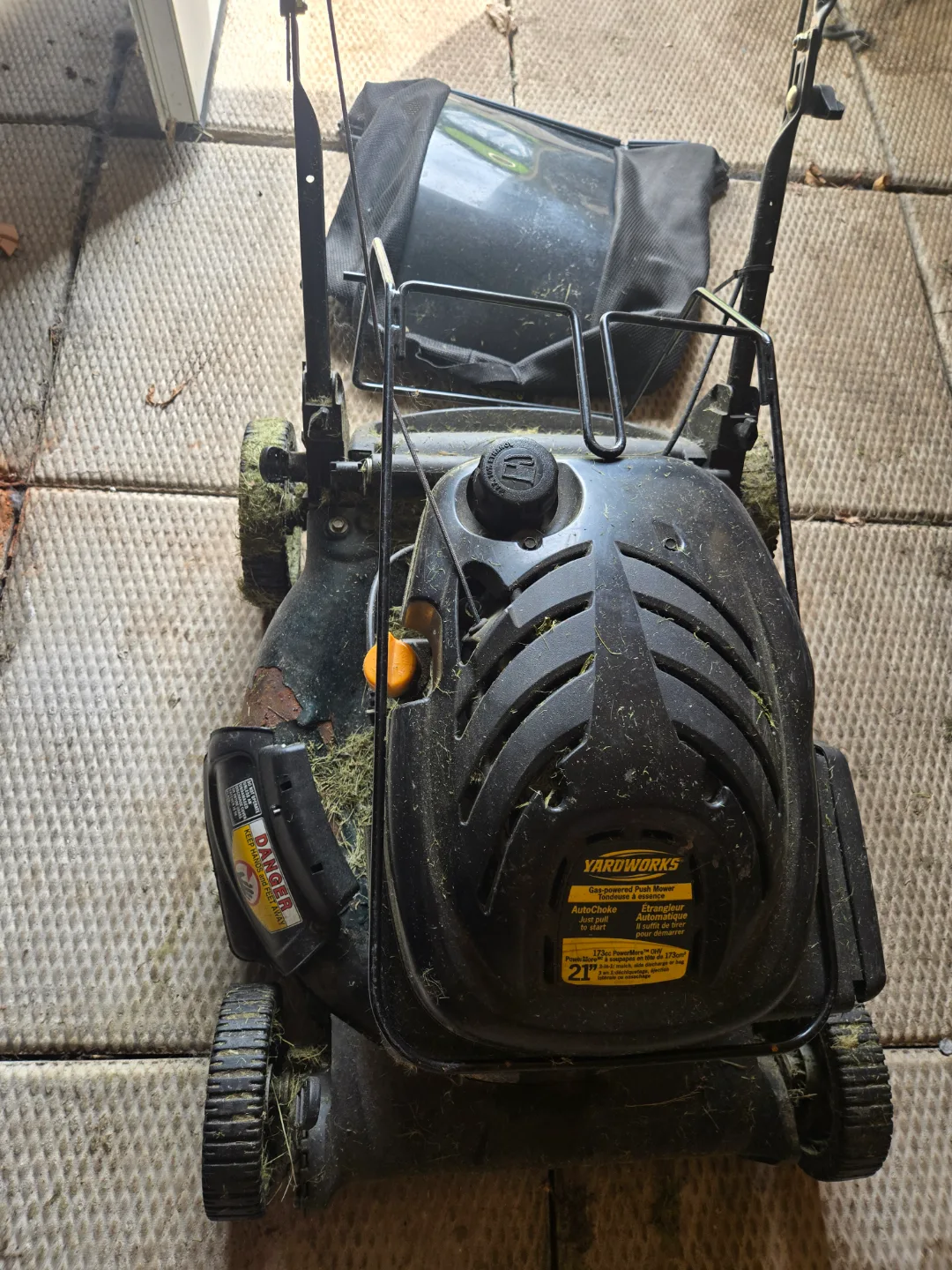 Yardworks 21" Gas Push Lawn Mower 🧡 image indicator(4)