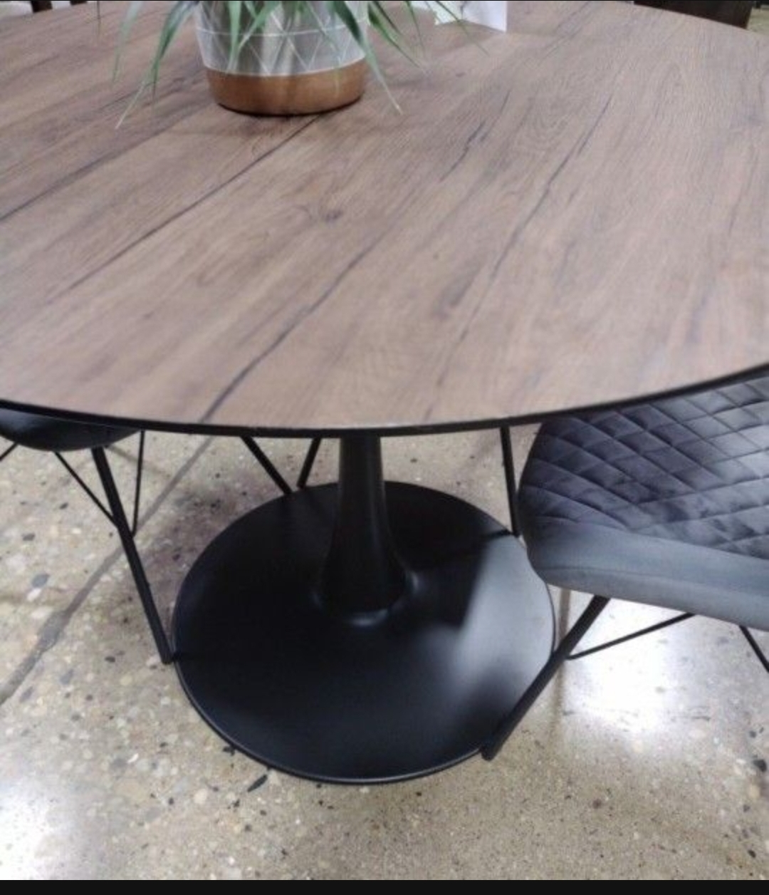 Beautiful Gray 5 Pc Farmhouse Dining Set (New) - photo 3