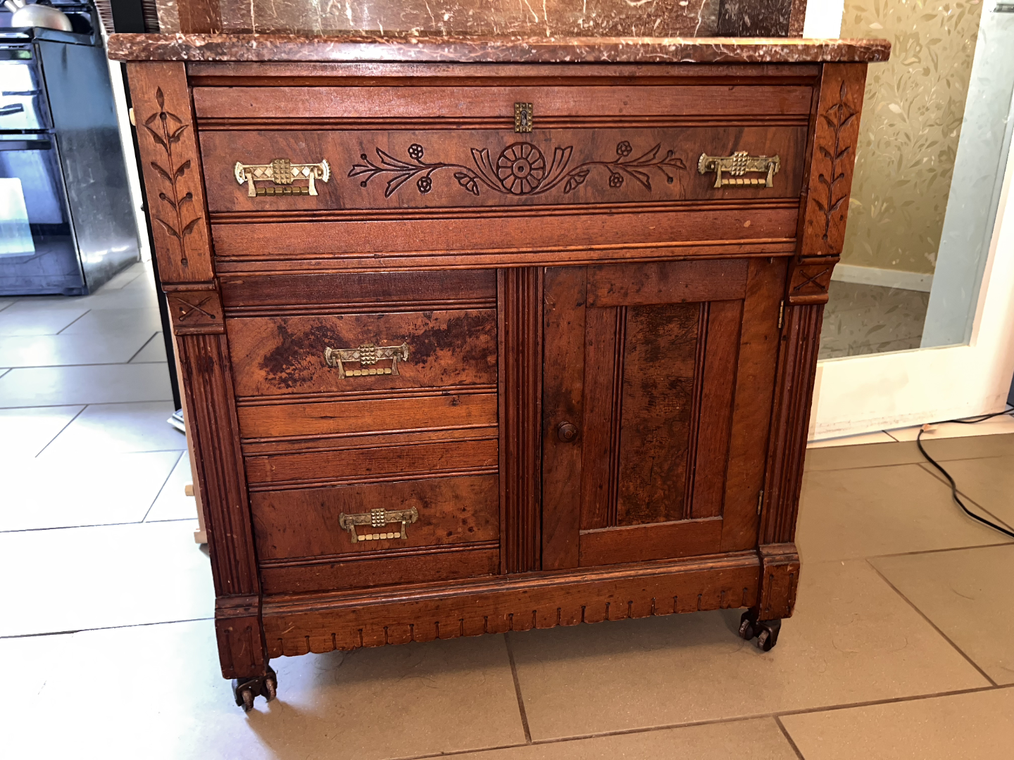 Granny Core! Antique Vanity with Marble Top and Mirror - photo 2