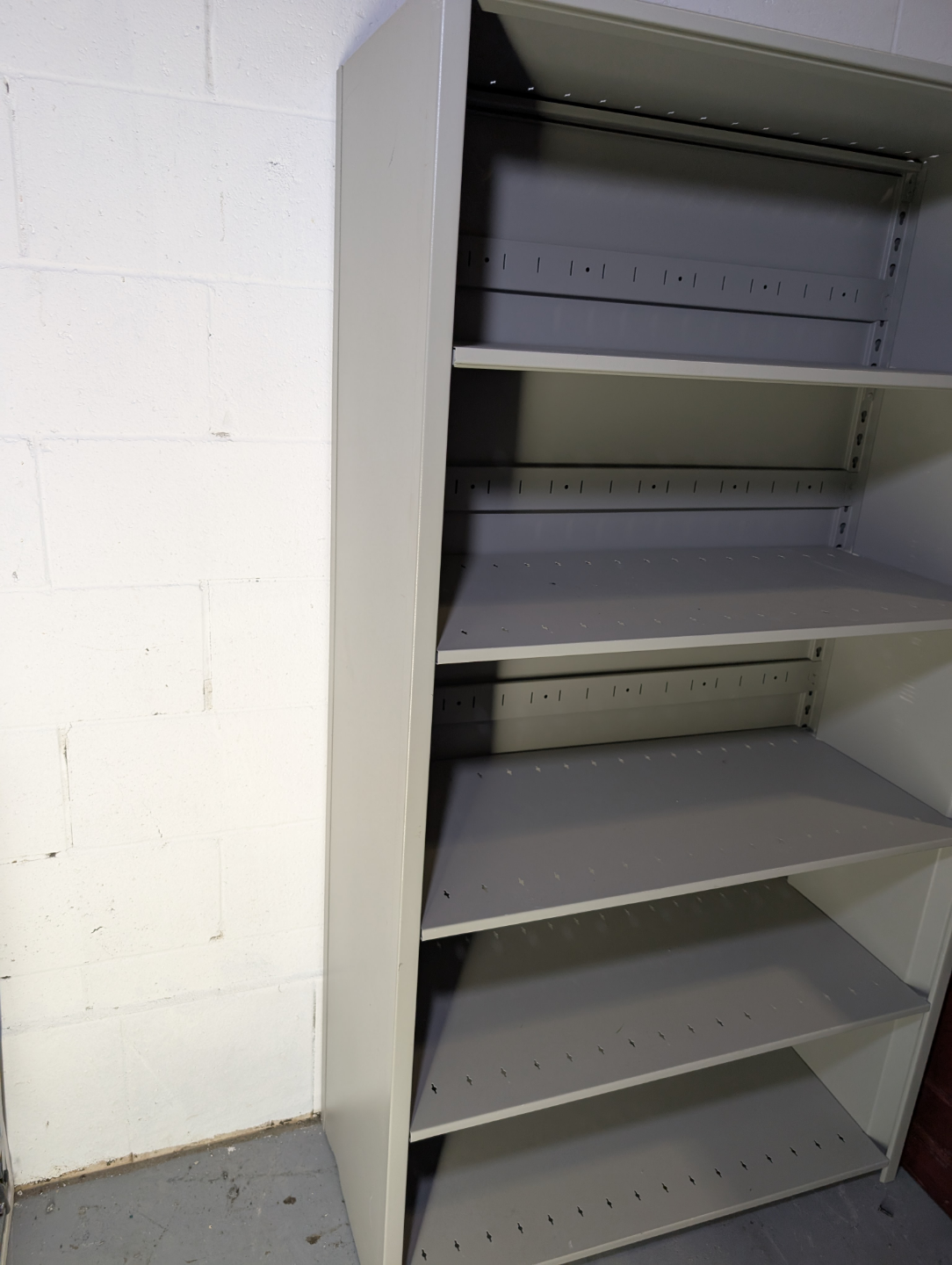 Metal Shelving Unit, Free delivery