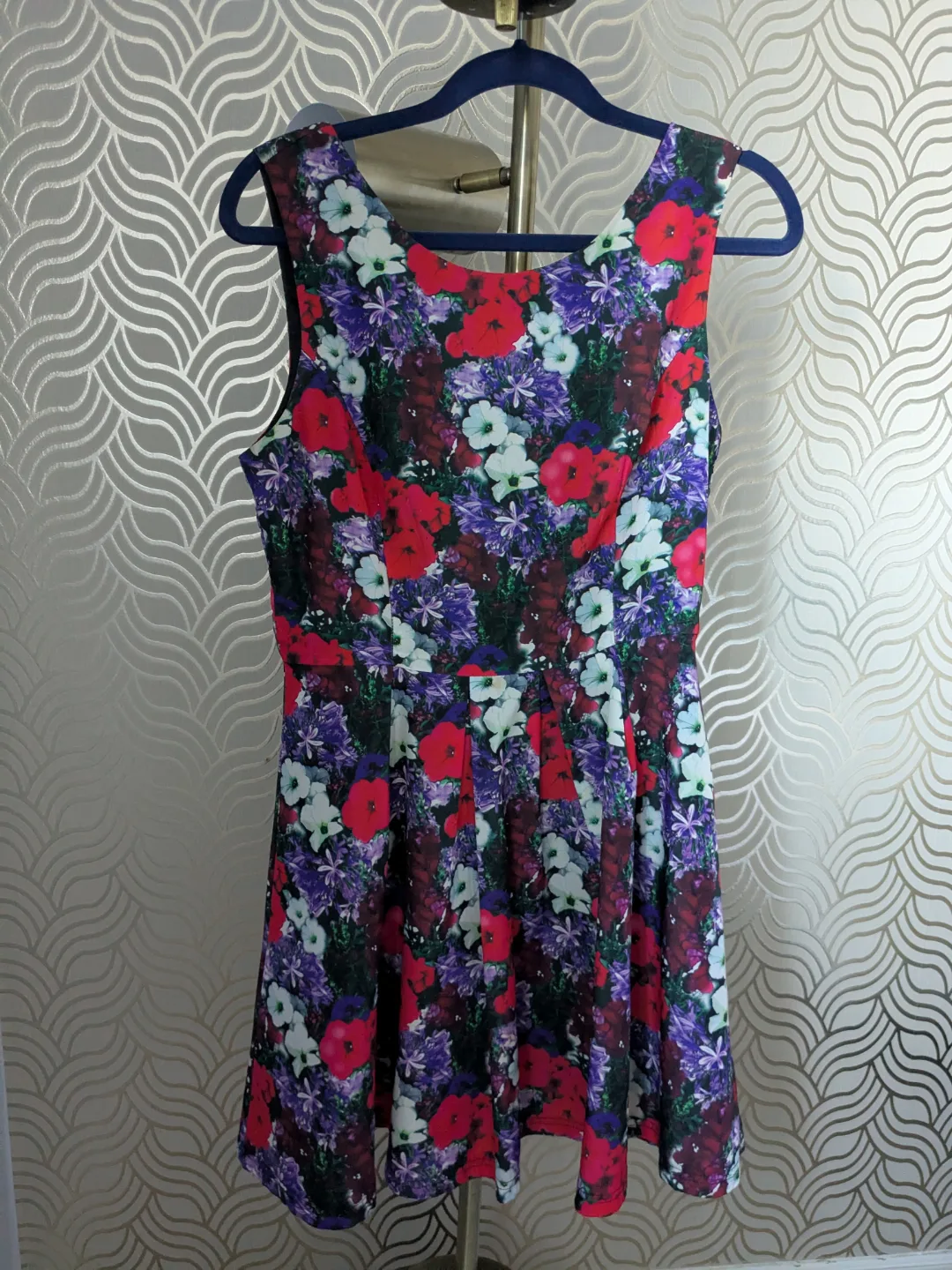 Gorgeous Collection of Dresses - Sizes 4-6, s/m image indicator(7)