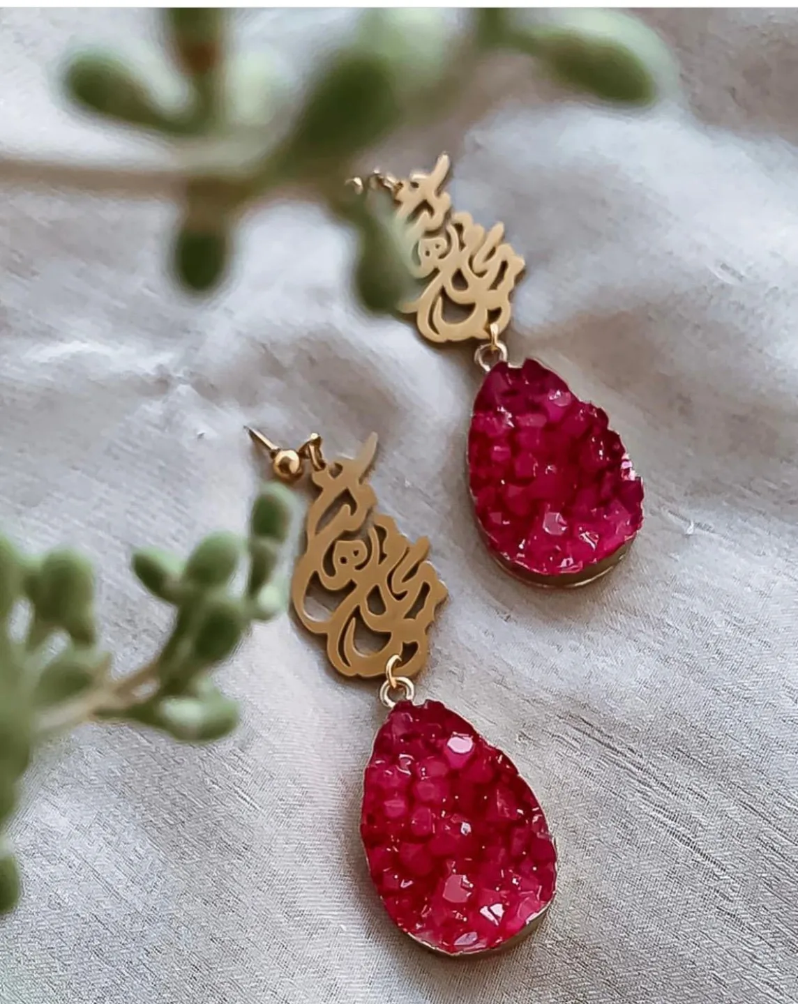 4 Unique Statement Earrings image indicator(3)