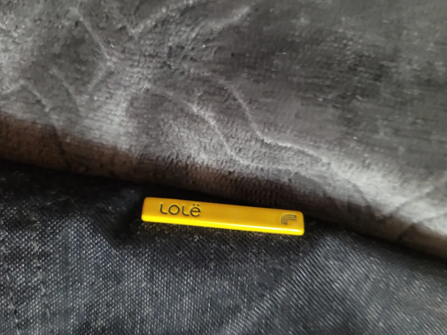 Lolë Dark Grey Windbreaker Jacket Size XL image indicator(7)