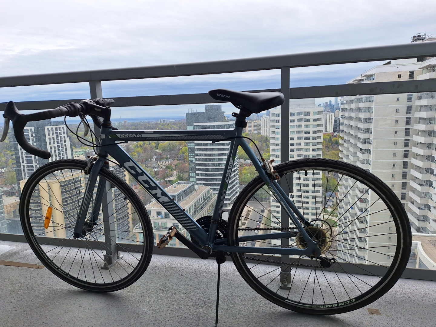 CCM Presto Road Bike