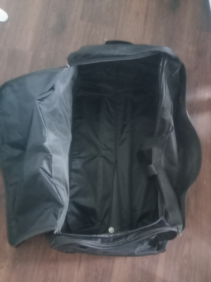 Set of large travel bags, each for $15, 2 for $30, 3 for $45 - photo 2