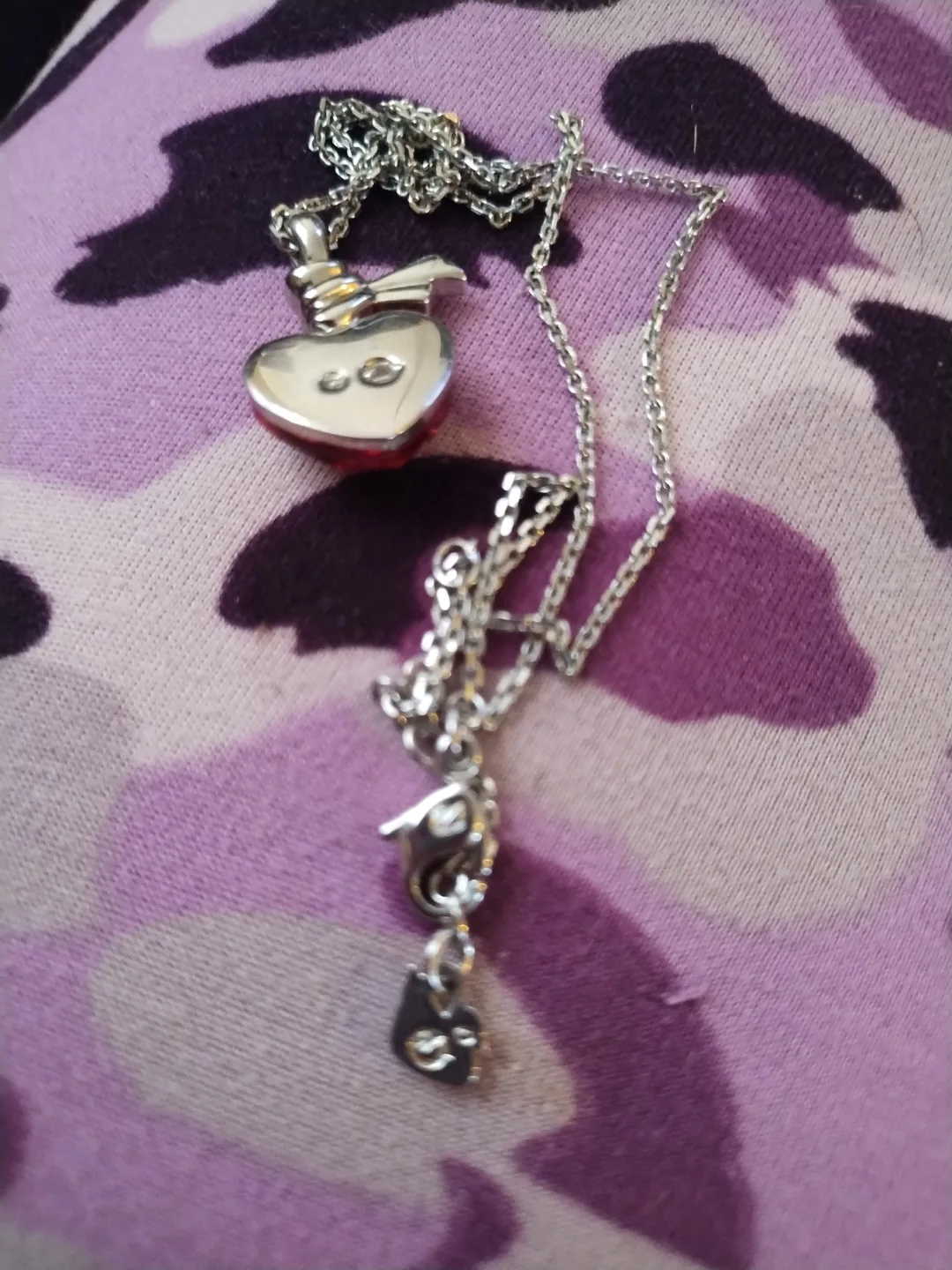 Swarovski Heart Pendant Necklace image indicator(7)