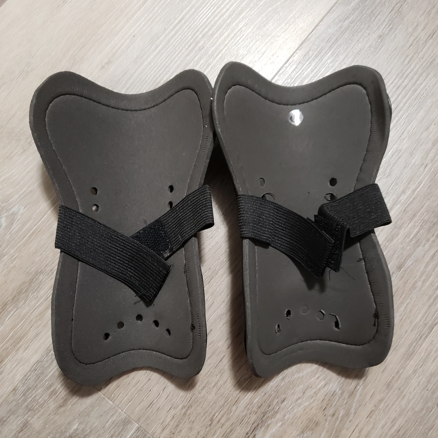 Kids Shinpads size M - photo 2