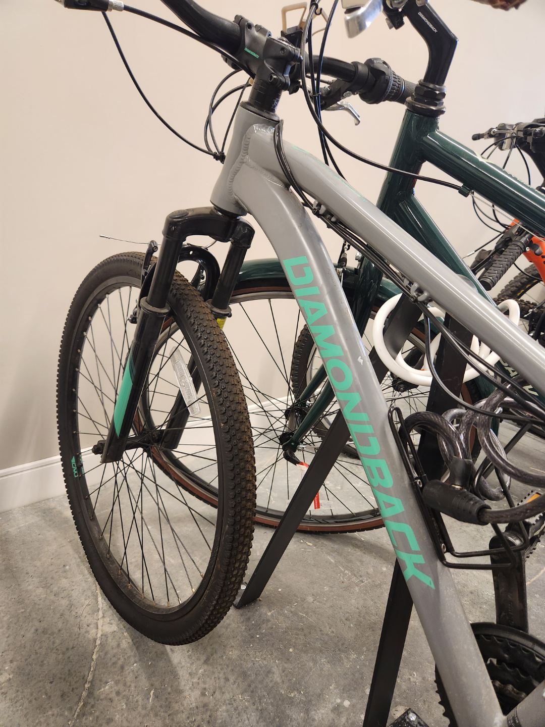 Diamondback Women's bike - photo 2