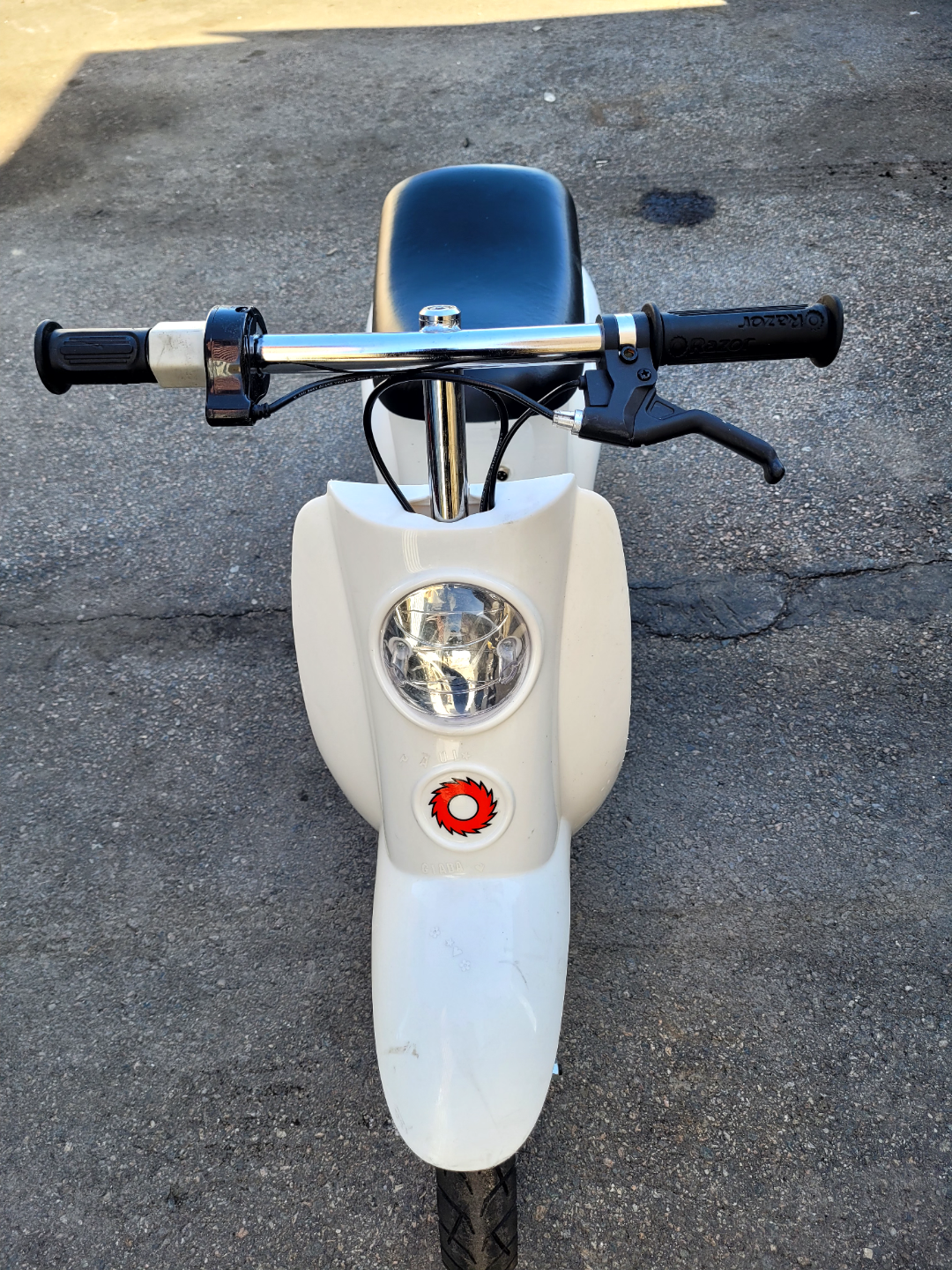 Kids' White Electric Scooter