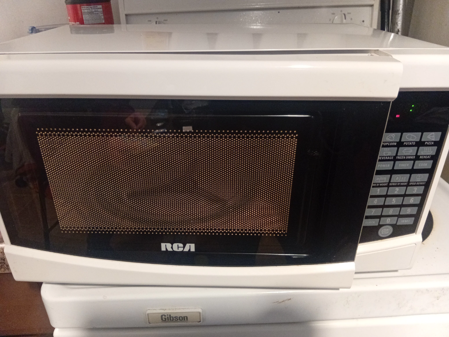 RCA Microwave - White