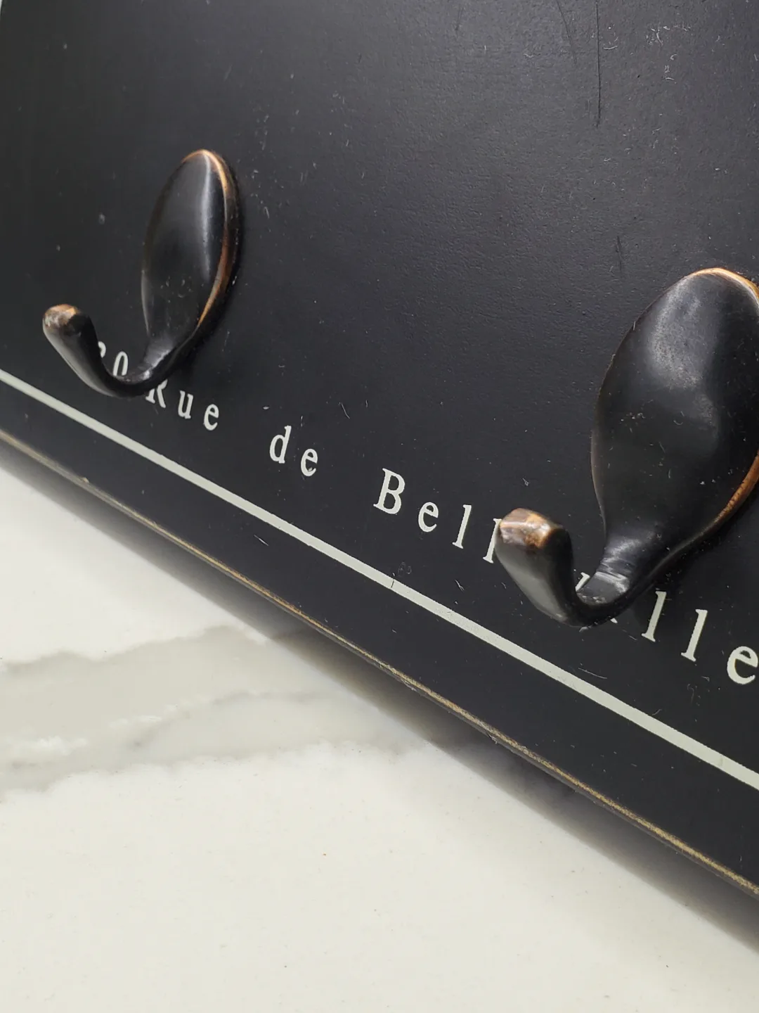 Hotel  Paris Hooks wall decor image indicator(3)