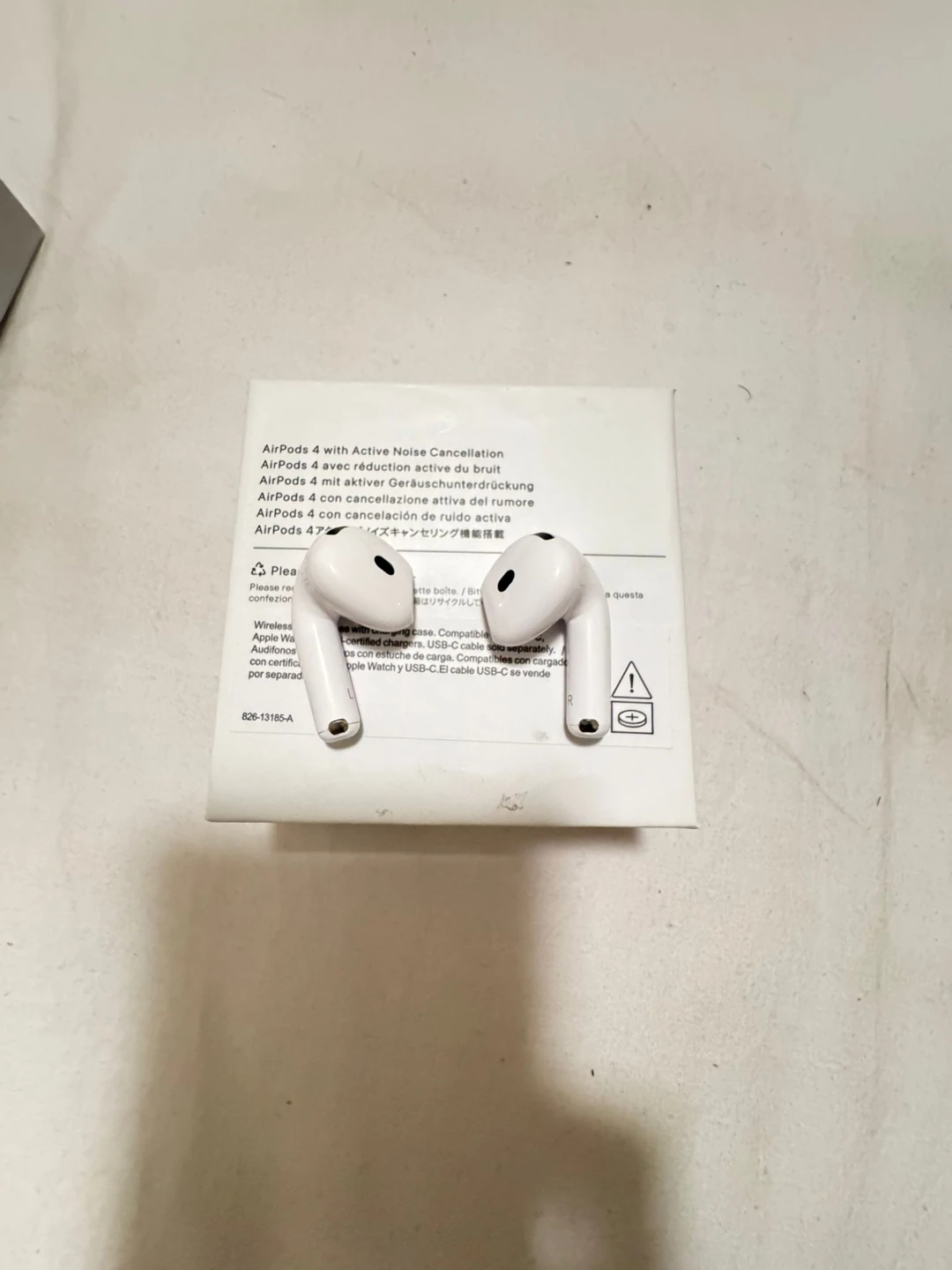 Apple AirPods 4 with Active Noise Cancellation - photo 2