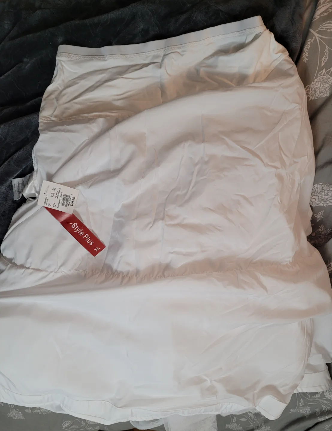 NWT David's Bridal Ballgown Petticoat - Size XL image indicator(2)