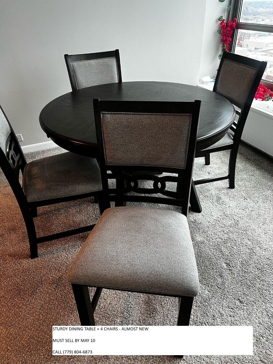 Pearson Dining table + 4 chairs