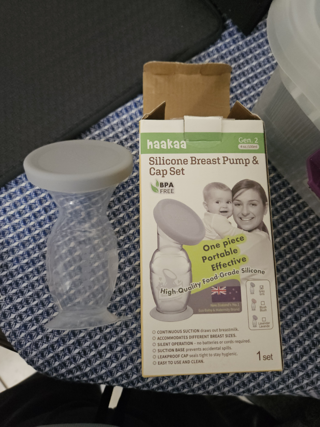 Haakaa Silicone Breast Pump & Cap Set (Gen 2)