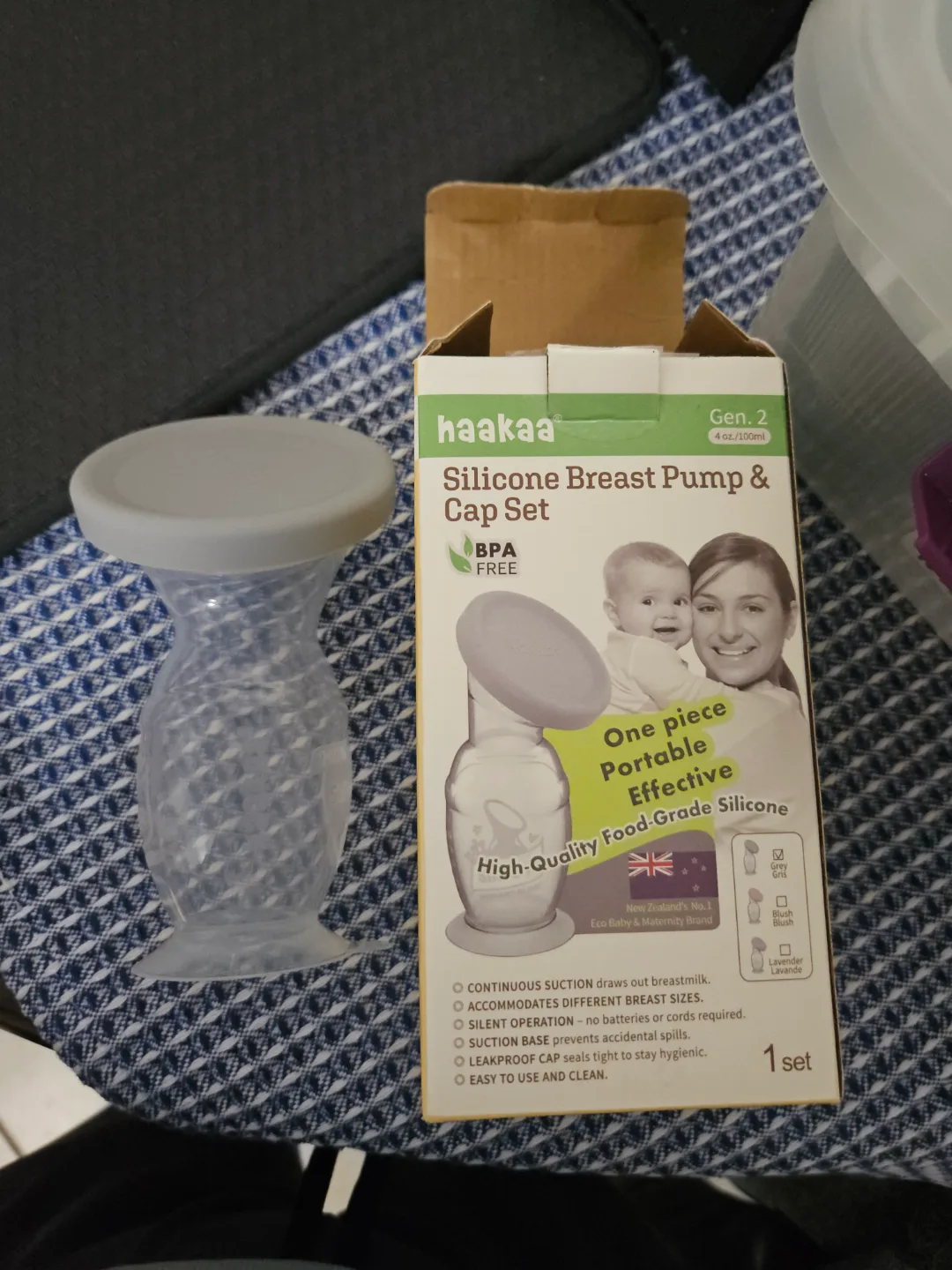 Haakaa Silicone Breast Pump & Cap Set (Gen 2)