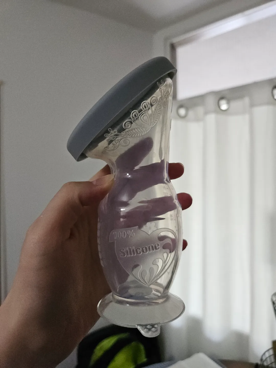 Haakaa Silicone Breast Pump & Cap Set (Gen 2) image indicator(2)