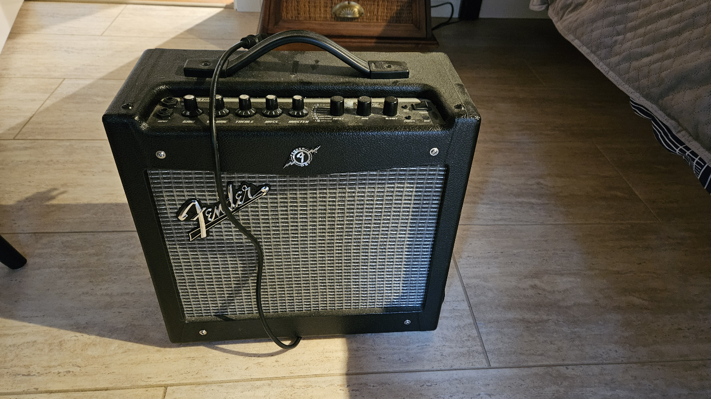 Guitar | Fender Mustang I V.2 10-watt Guitar Amp - photo 5