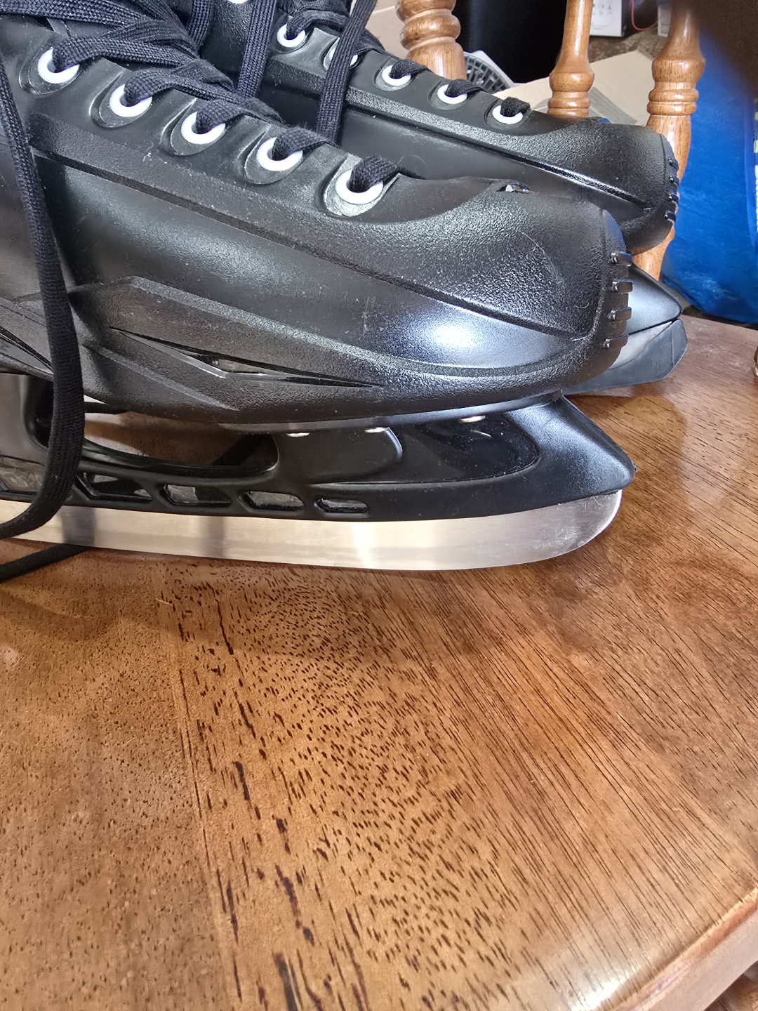 Oxelo Ice Skates - US Size 10 and 5 - photo 3