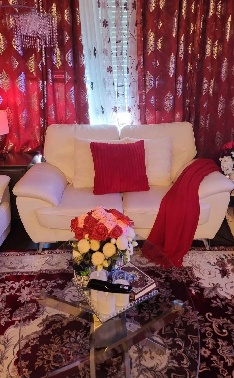 White Leather livingroom set - photo 2