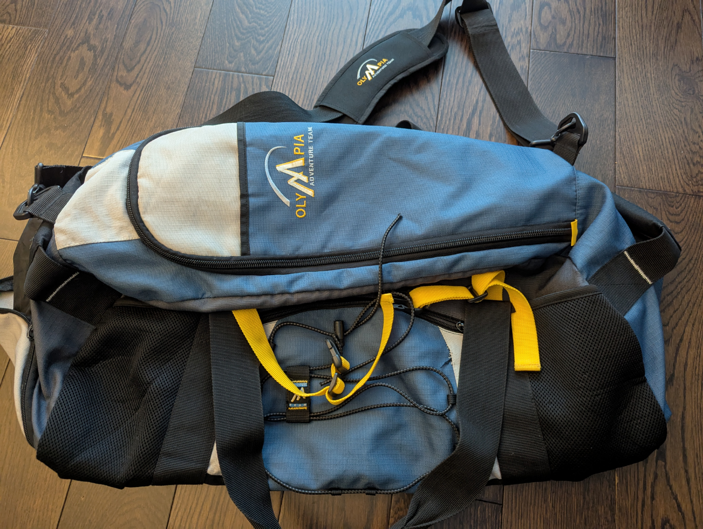 Olympia large duffle bag