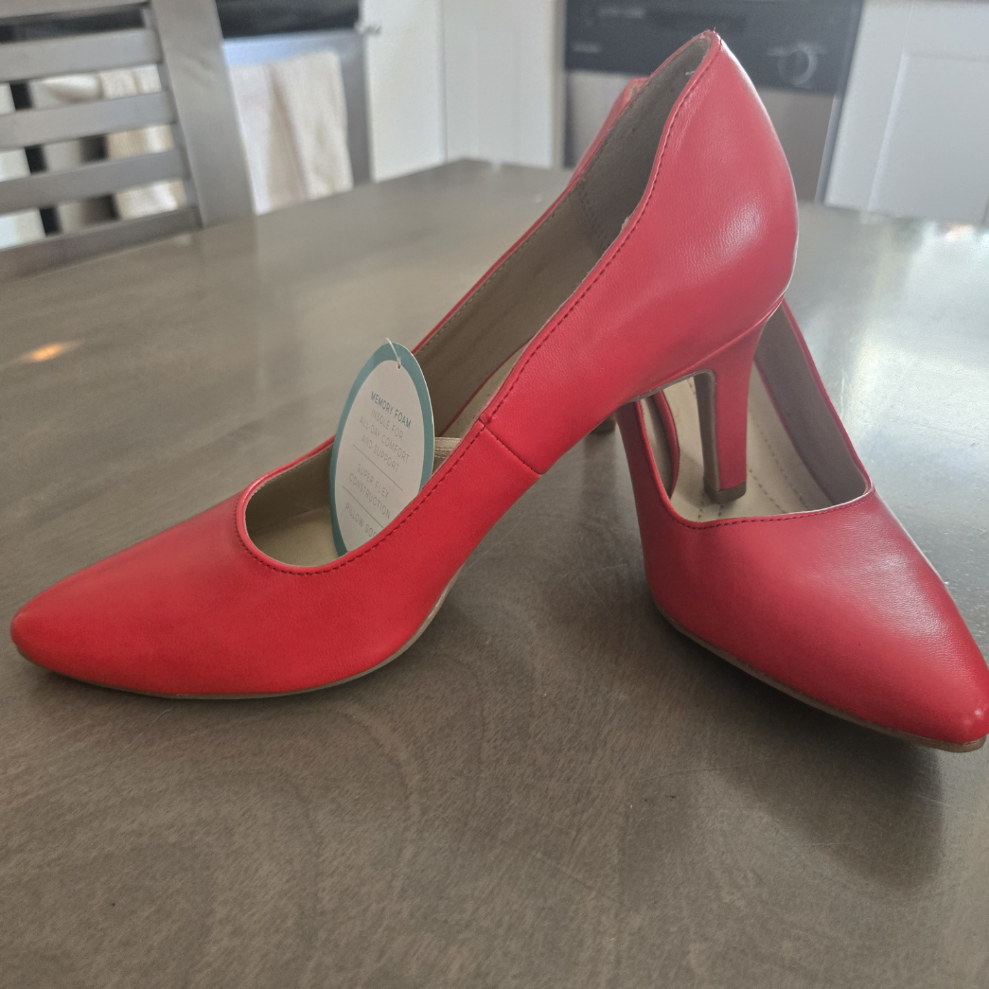 Andrew Geller Memory Foam Heels Size 6M