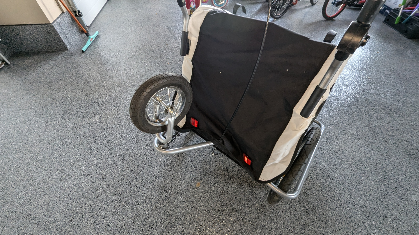 Used Two-Child Bike Trailer - photo 4