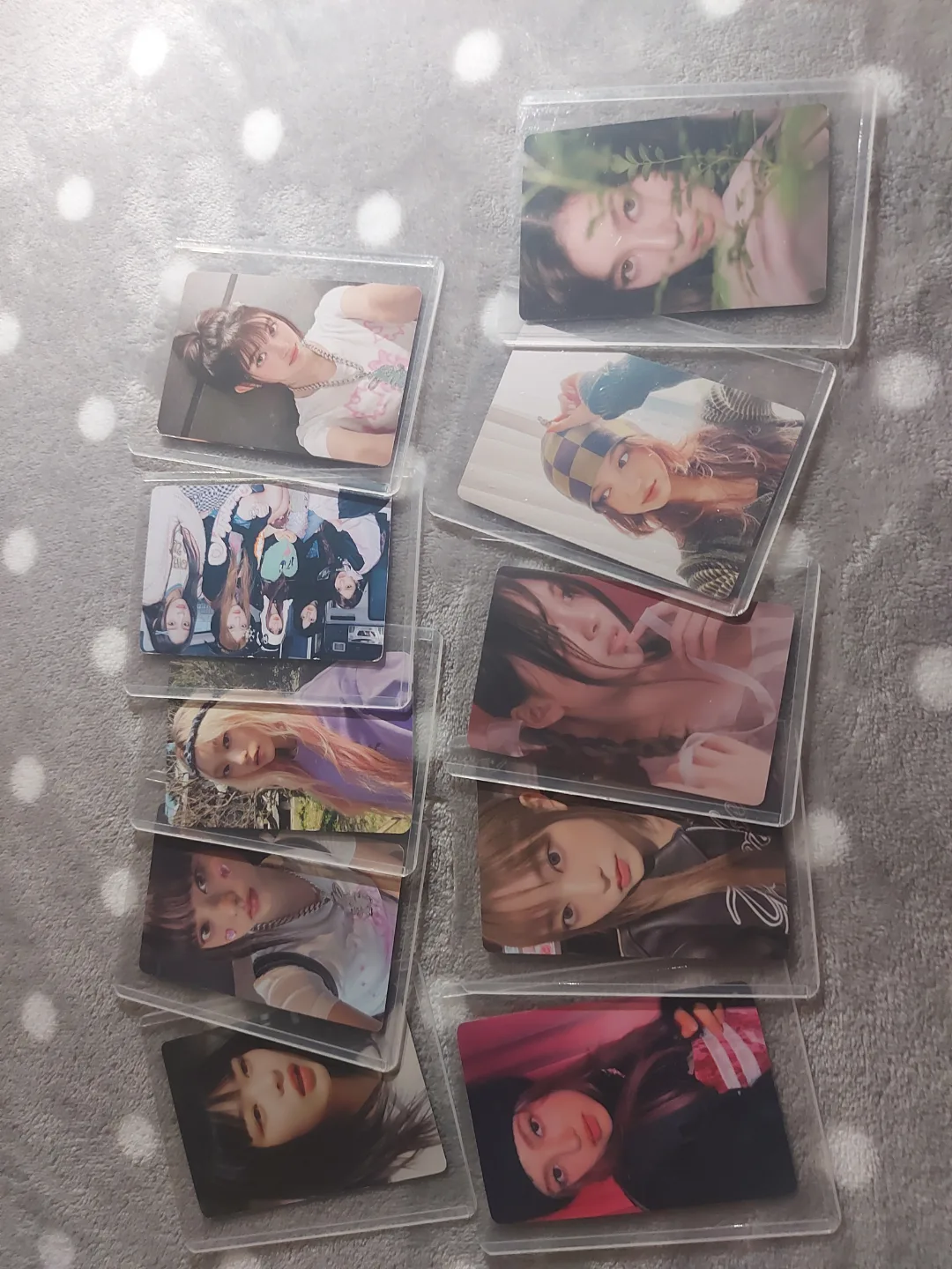 New Jeans Photocards - 10 pcs with top loaders thumbnail