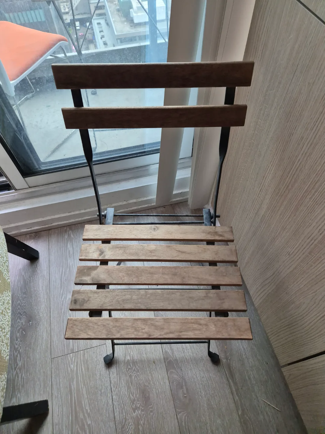 Foldable Wooden Chair thumbnail