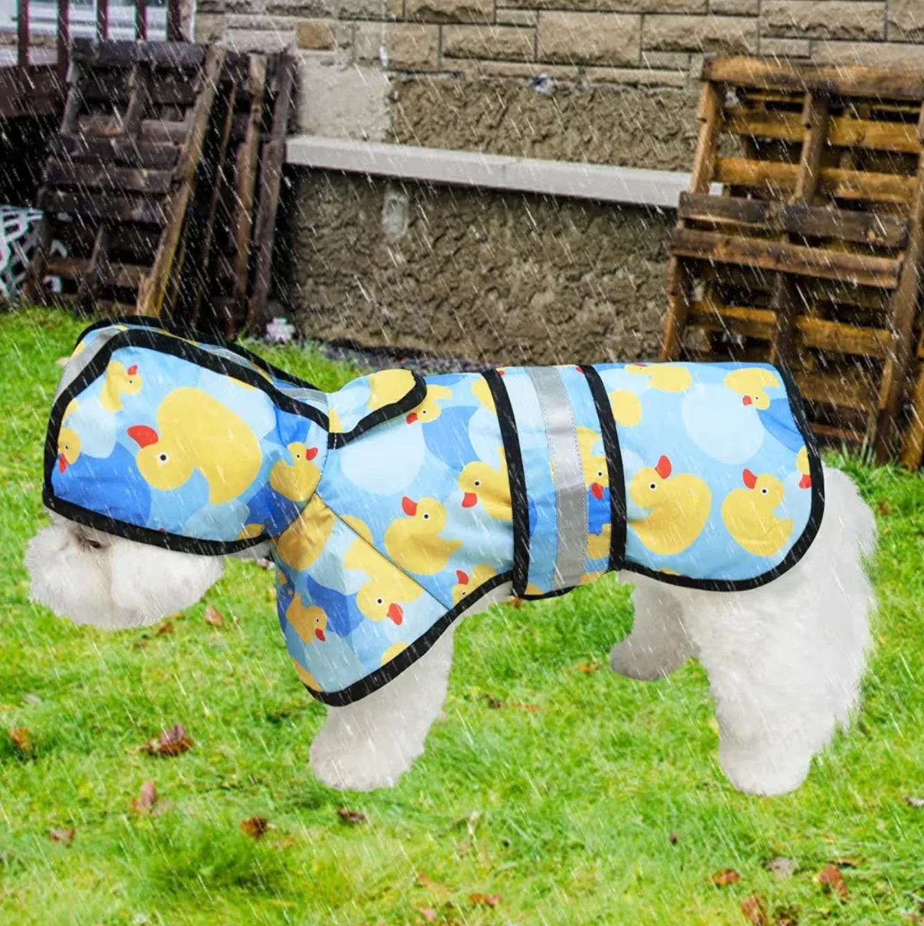 Adorable Duck-Patterned Dog Raincoat with Reflective Stripes image indicator(2)