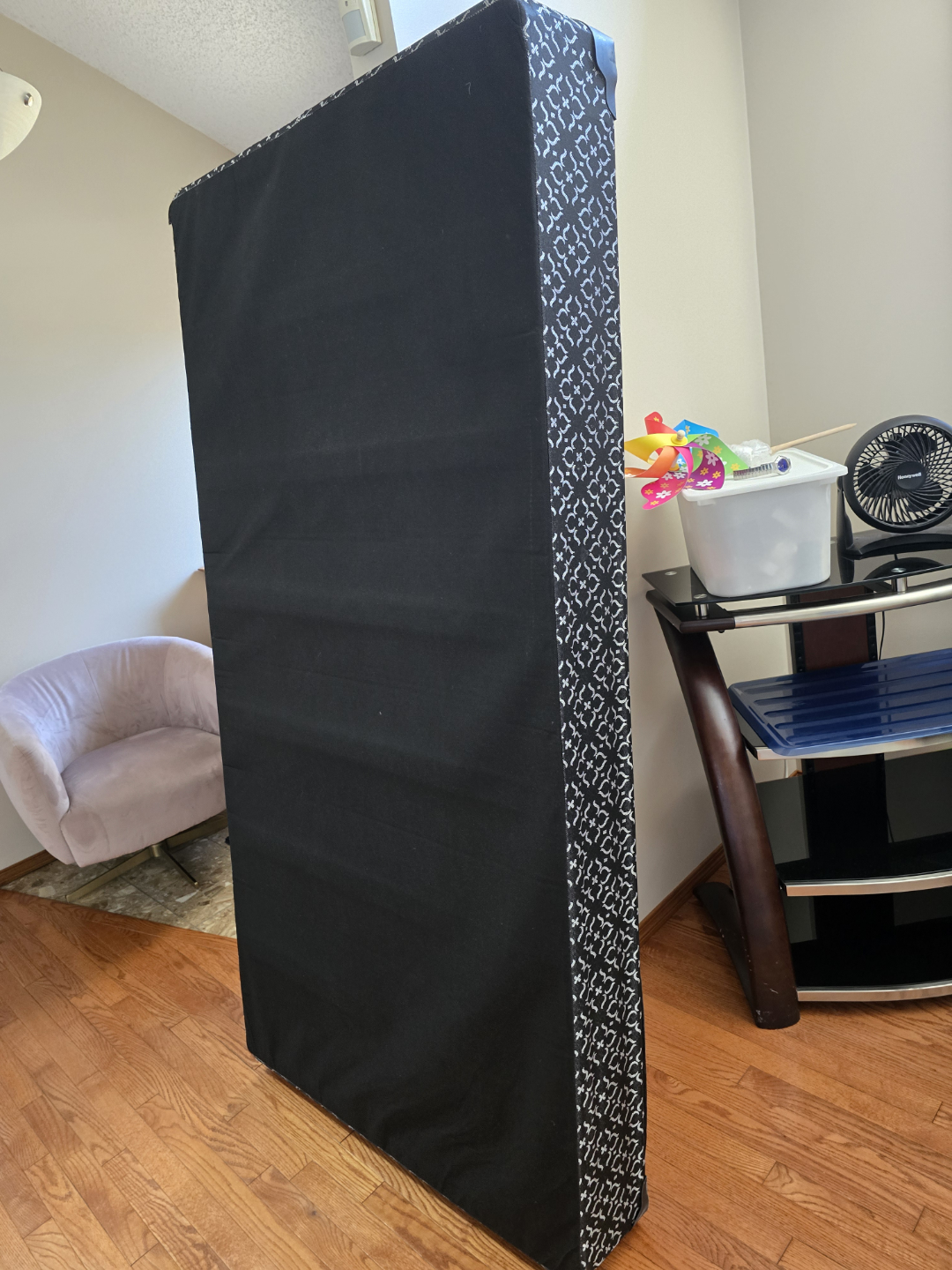 tween size Boxspring - photo 2