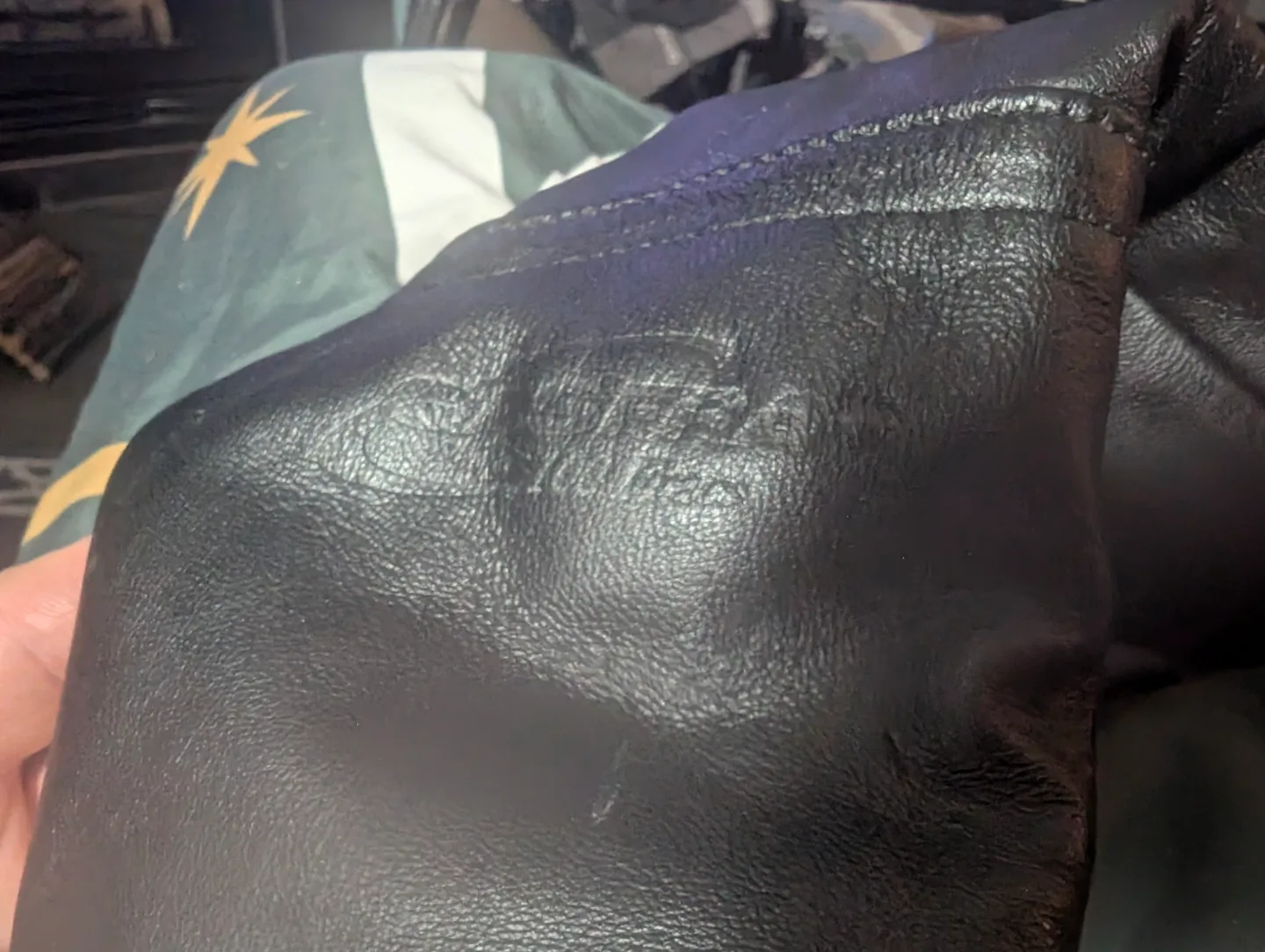 new condition Danier Leather 3/4 length women’s jacket image indicator(5)