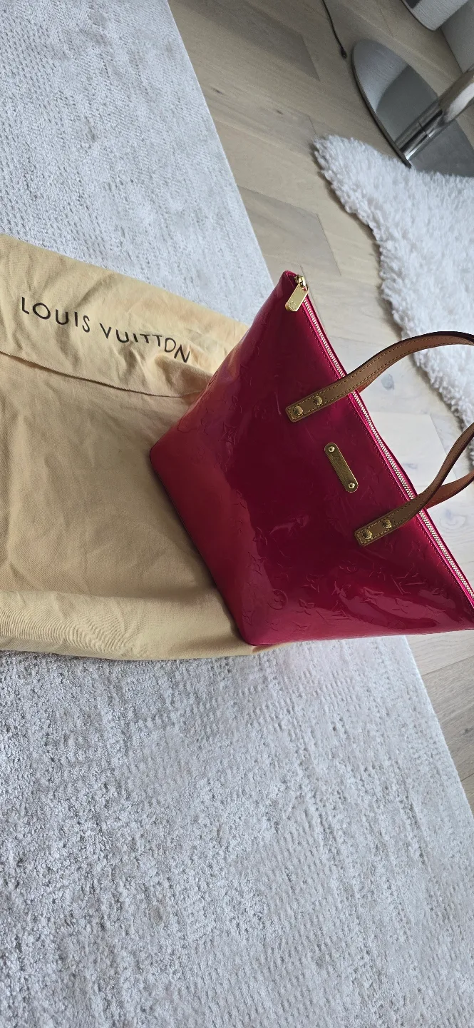 Authentic Louis Vuitton image indicator(5)