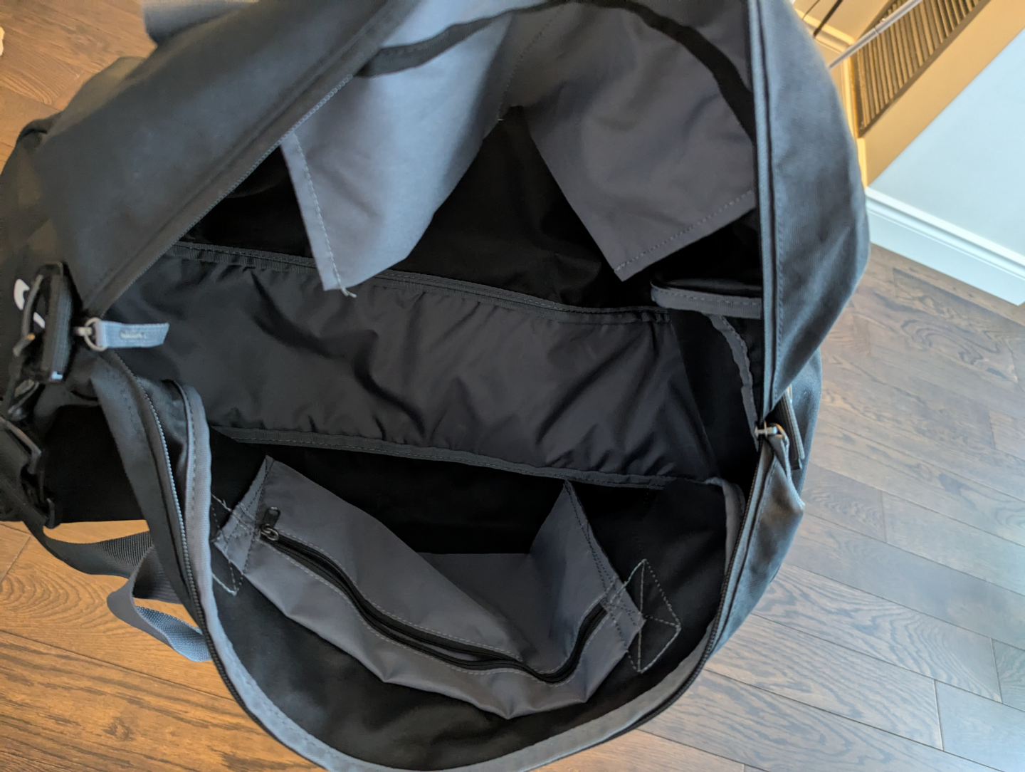 Nike black duffle bag - photo 3