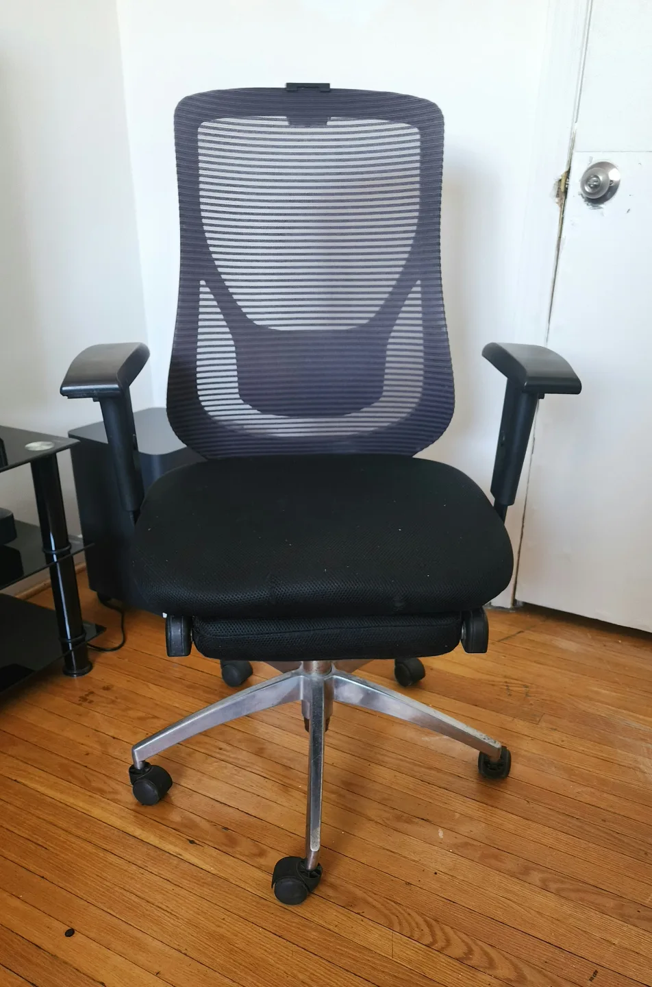 Ergonomic Office Chair with Footrest thumbnail