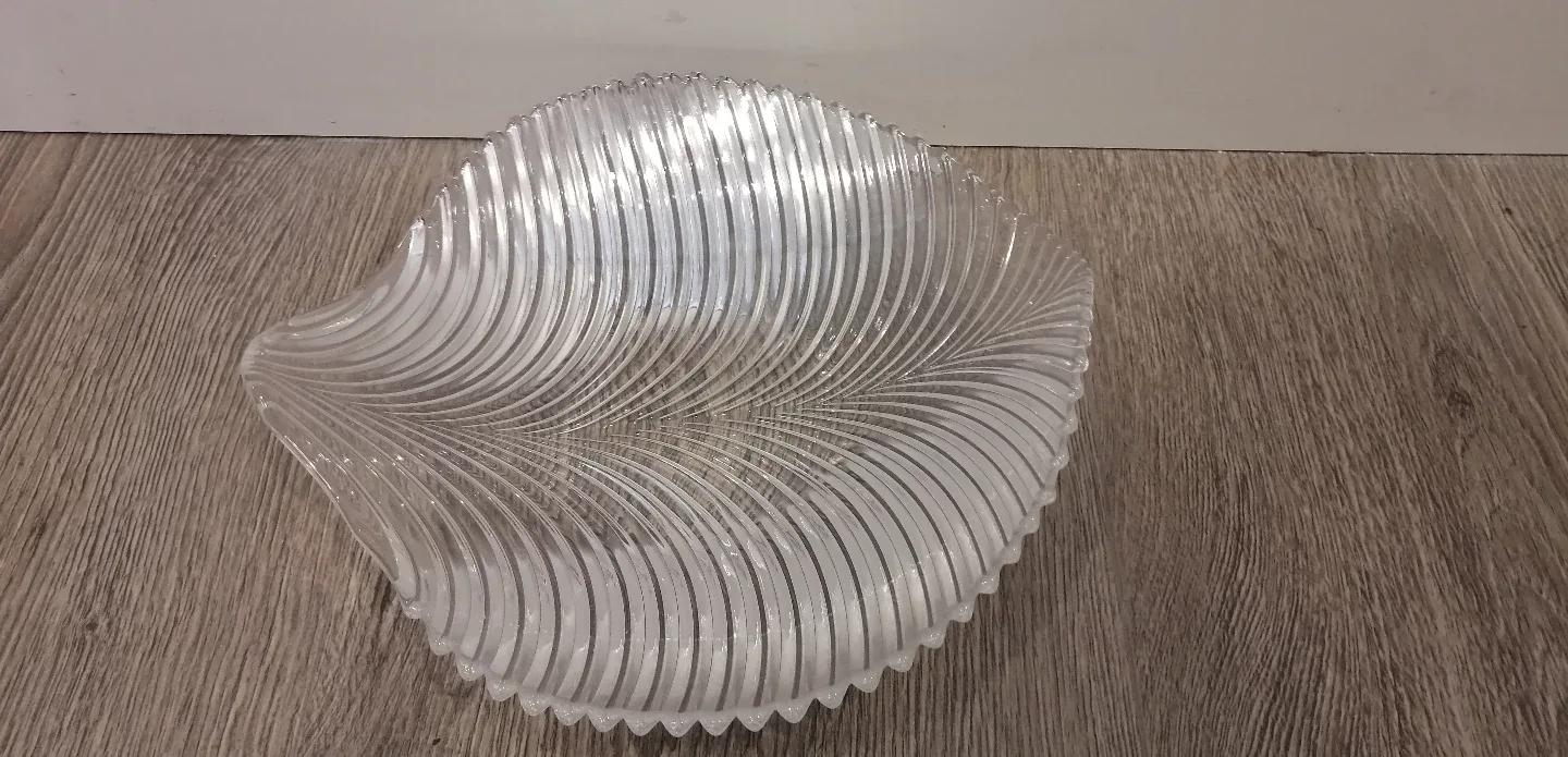Crystal Leaf Shaped Serving Dish thumbnail