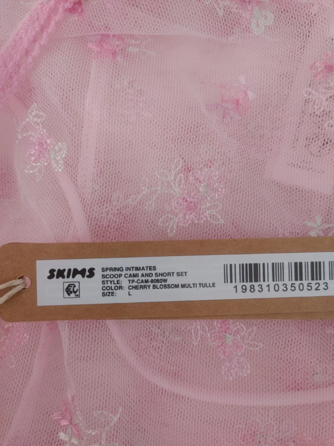 SKIMS Intimate Floral Scoop Cami & Short Set image indicator(10)