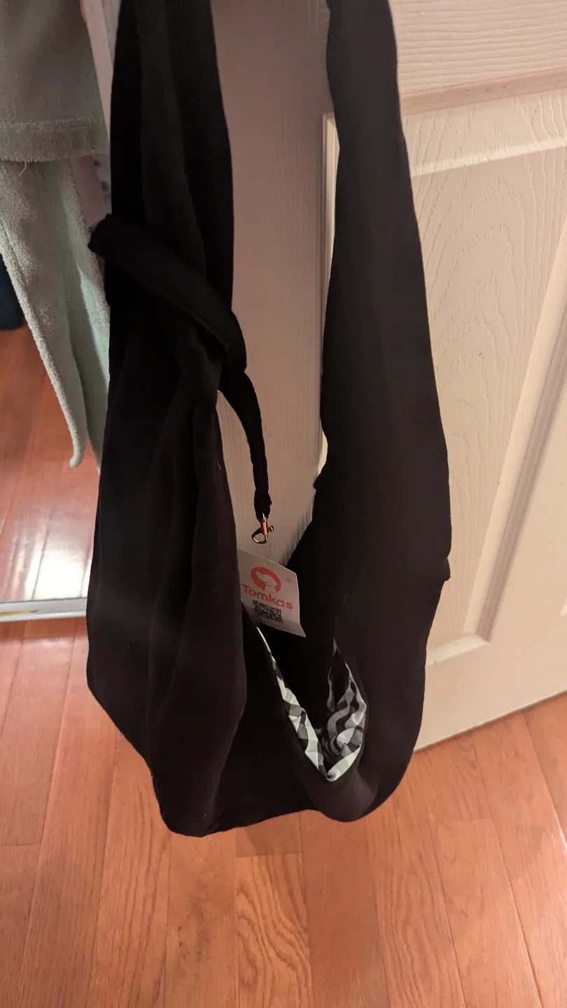 Tomkas Dog Carrier Sling for Small Dogs & Cats image indicator(6)