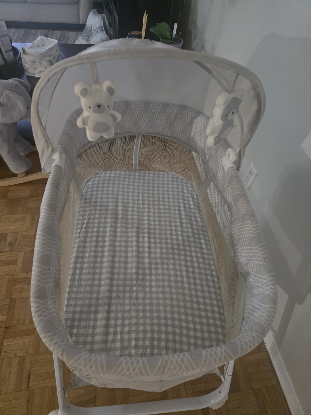 Baby Bassinet with Stand and Canopy - photo 2