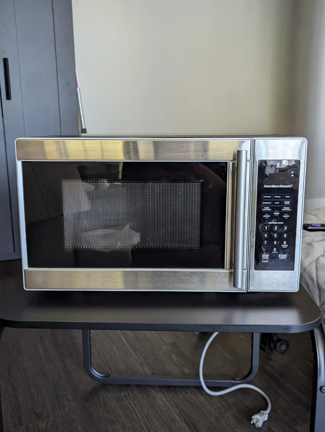 Stainless Steel Microwave Oven thumbnail