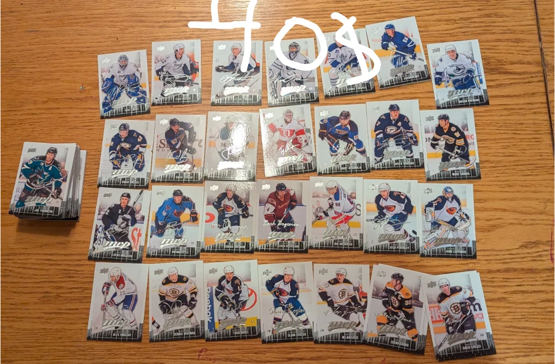 Hockey Card Lot - Wayne Gretzky Rookie Gem & More! image indicator(4)