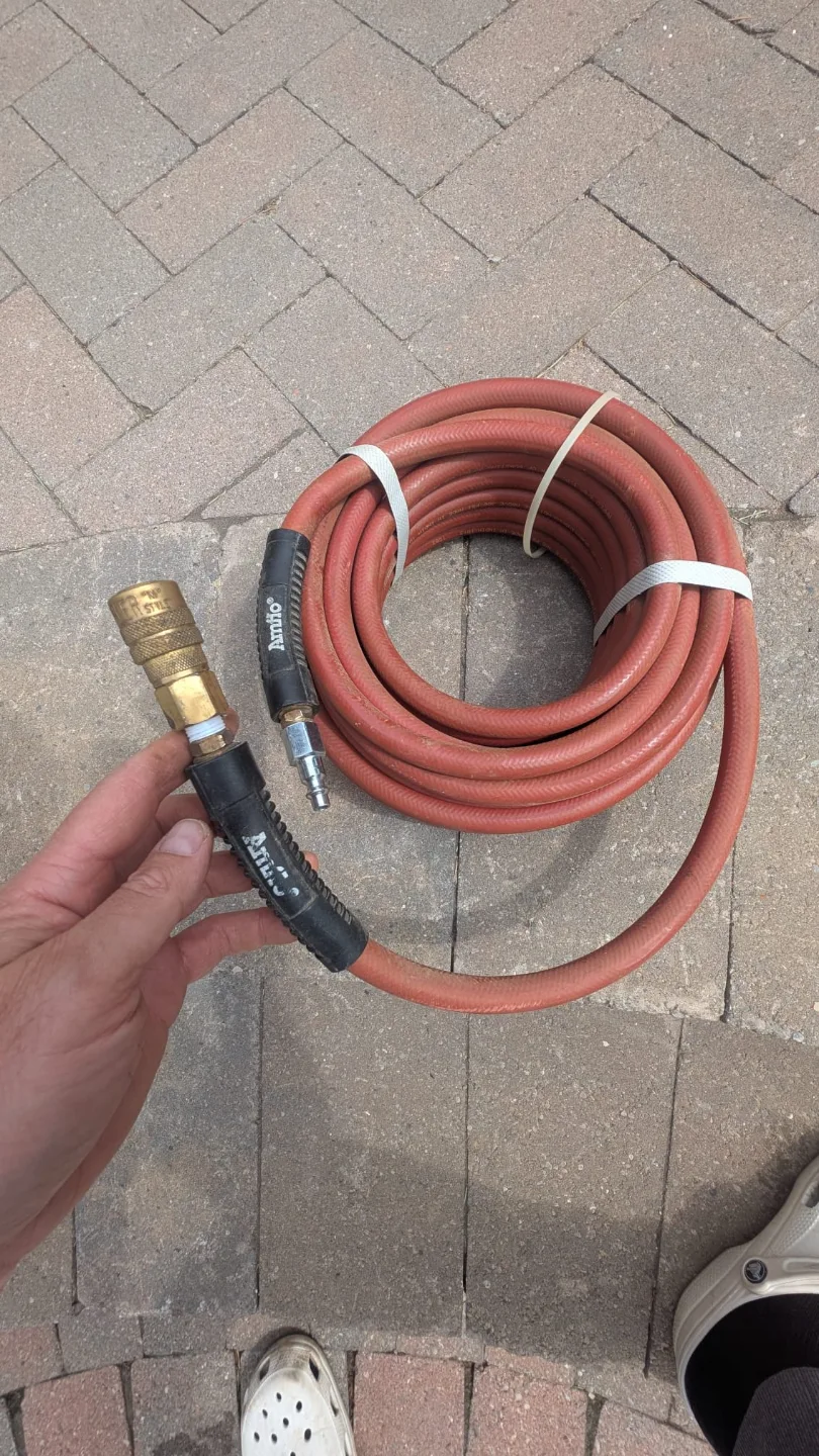 Amflo rubber air hose for air compressor thumbnail