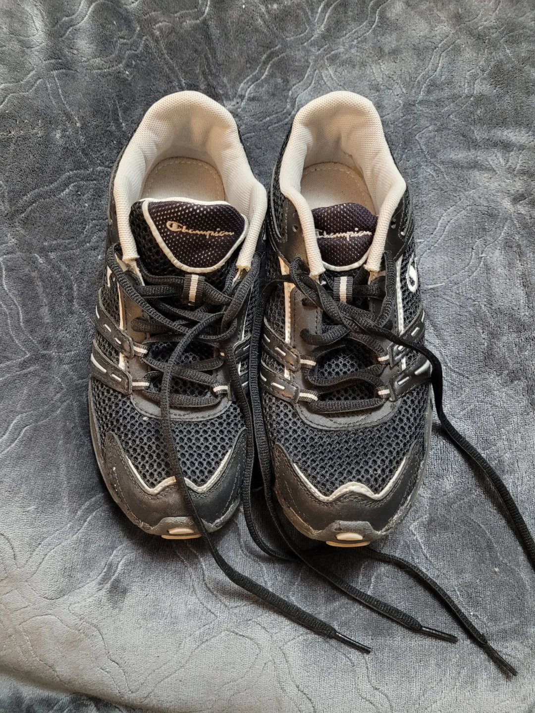 Champion Womens' Size 6.5 Black Running Shoes image indicator(2)