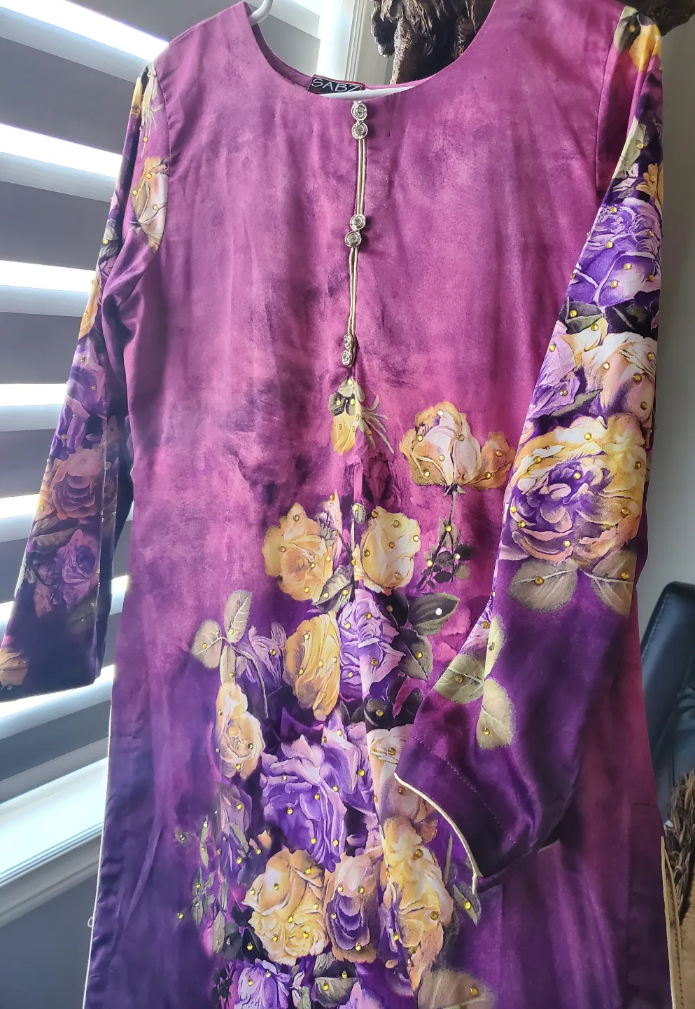 Women's Purple Floral Kurti/Shalwar Kameez image indicator(7)