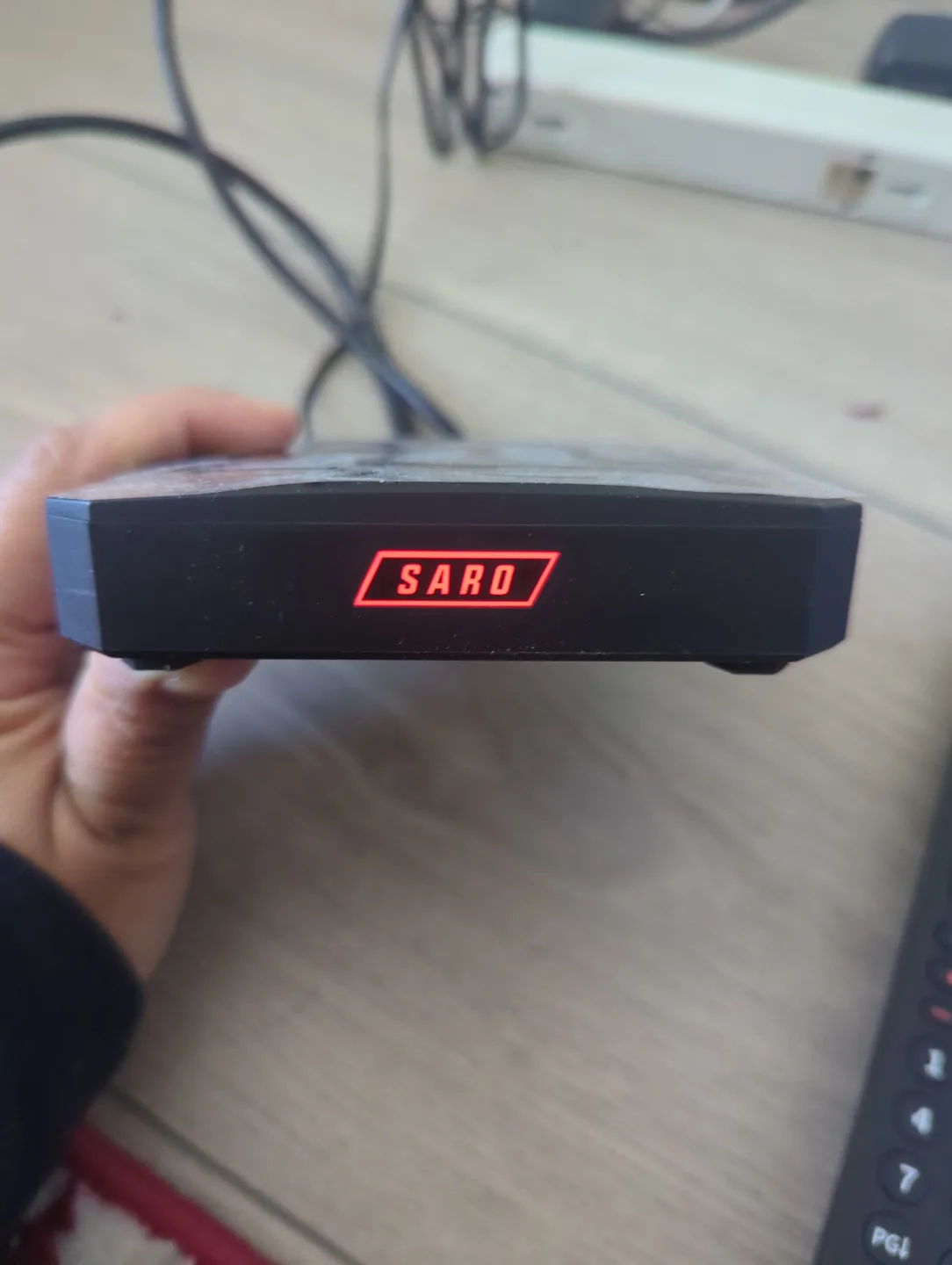 Saro GT 5000 Series 4K UHD Premium Streaming Box image indicator(3)